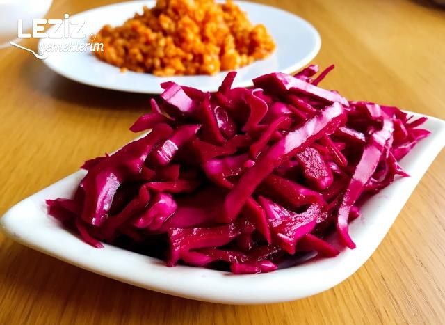 Mor Lahana Turşusu (Ev Yapımı)