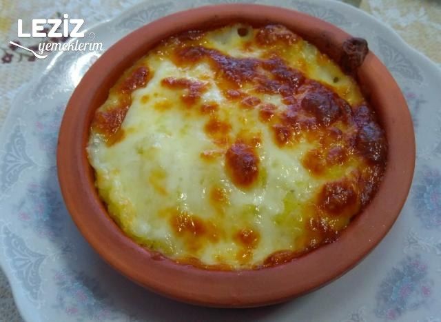 Fırında Patates Püreli Kaşarlı Tavuk