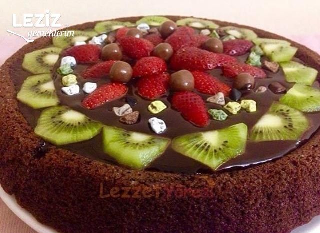 Nefis Çikolatalı Tart Kek (Püf Noktaları İle)