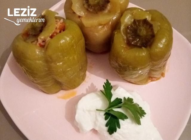 Enfes Zeytinyağlı Biber Dolması