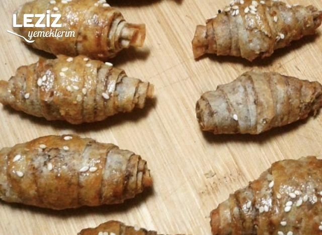 Mini Haşhaşlı Atıştırmalık Börek