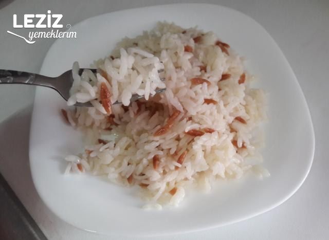 Şehriyeli Tane Tane Pilav
