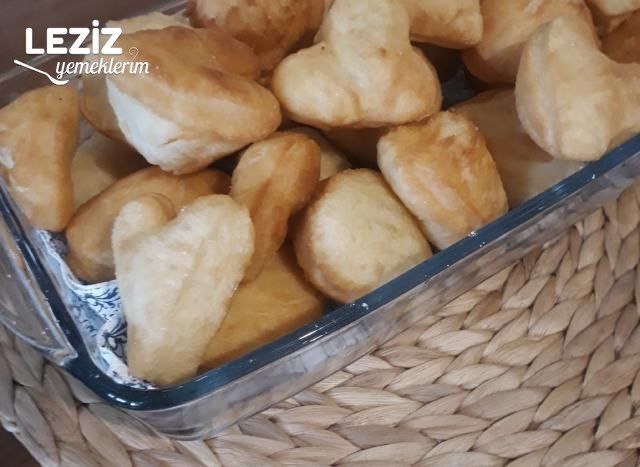Yaş Mayalı Hamur Kızartması