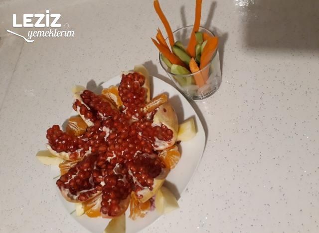 Meyve Salatası  Tabağı