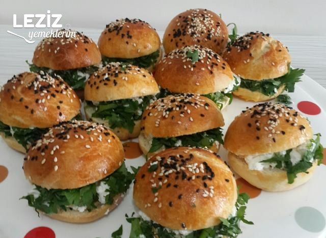 Saçaklı Minnak Poğaçalar