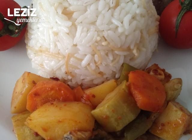 Fırında Karışık Sebze (Hem Hafif Hem Lezzetli)