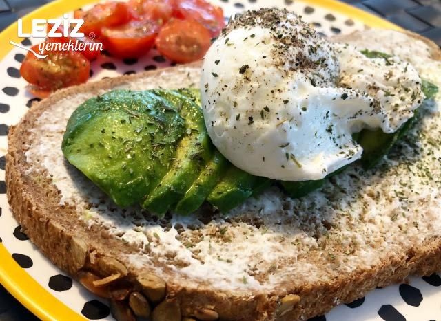 Poşe Yumurtalı Avokado