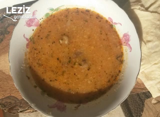 Kavurmalı Tarhana Çorbası
