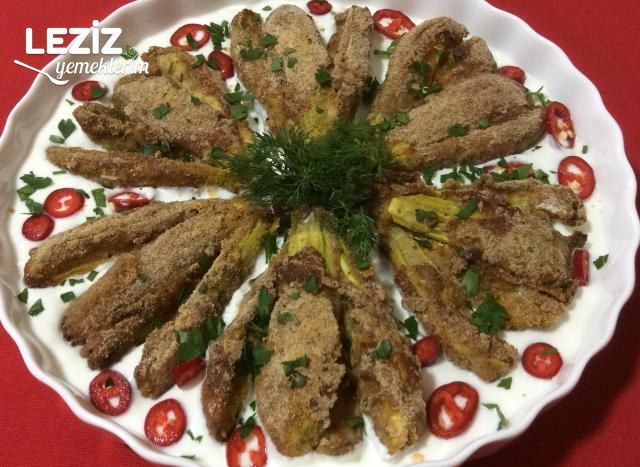 Sarımsaklı Yoğurt Yatağında Çıtır Kabak