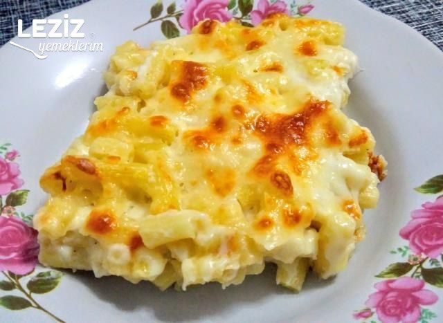 Fırında Beşamel Soslu Kaşarlı Makarna