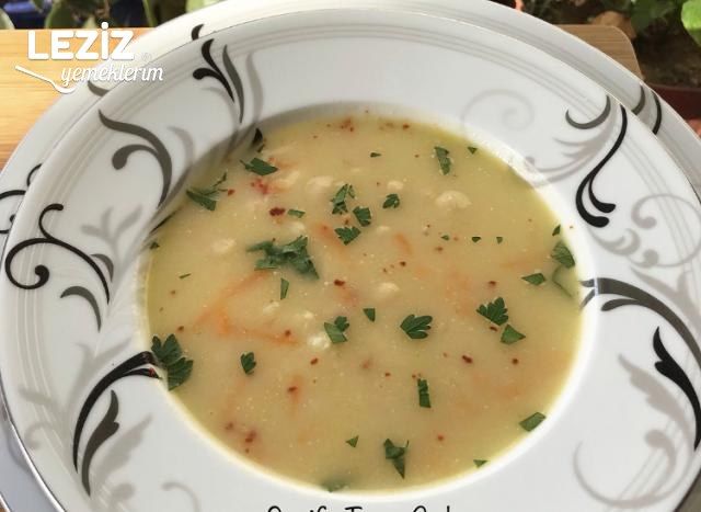 Tavuklu Kereviz Çorbası