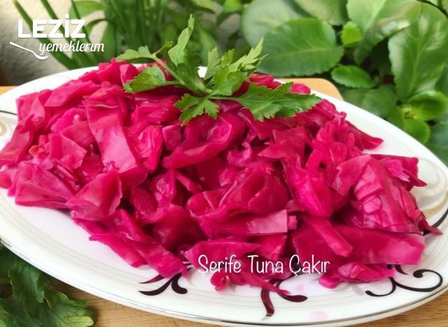 Mor Lahana Turşusu (Ev Yapımı - Tam Kıvamında)