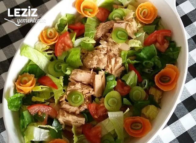 Leziz Ton Balıklı Salata Tarifi