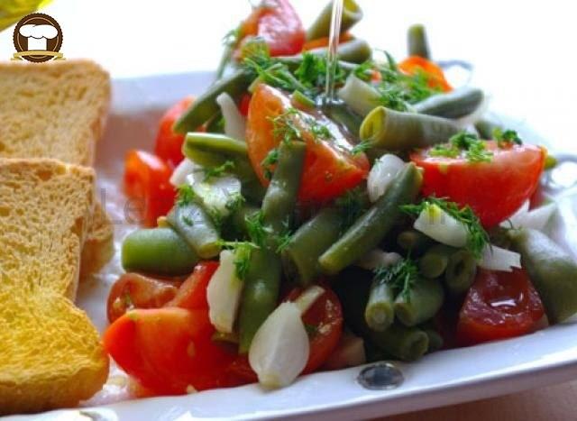 Taze Bakla Salatası