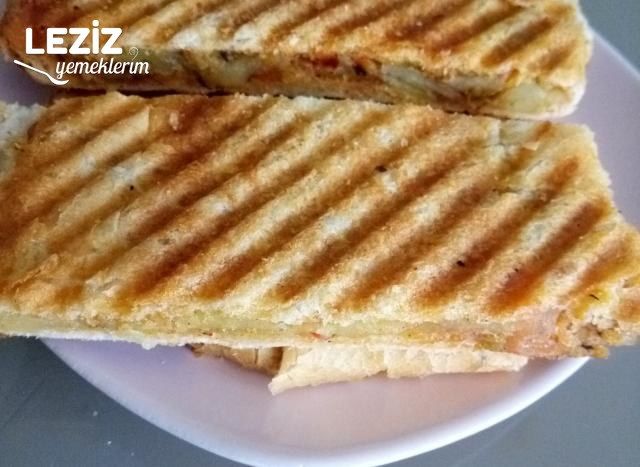 Patatesli Tost (Mutlaka Deneyin)