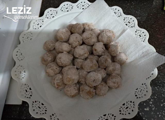 Tarçınlı Cevizli Lezzetli Toplar