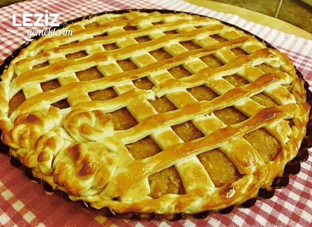 Ağızda Dağılan Elmalı Turta