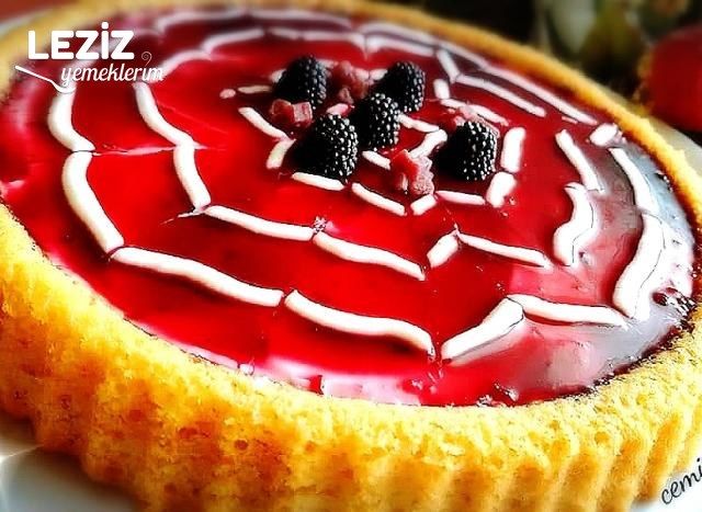 Tart Kalıbında Meyve Şölenli Pasta