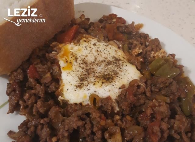 Kıymalı Yumurta Yapılışı