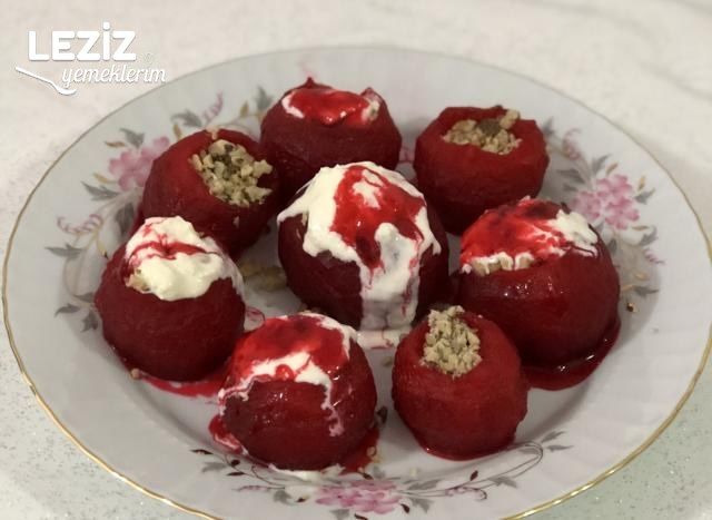 Cevizli Kaymaklı Elma Tatlısı