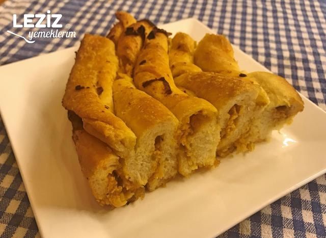 El Açması Pırasalı Börek Tarifi