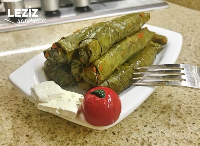 Zeytinyağlı Yaprak Sarması (Babaanne Tarifi)