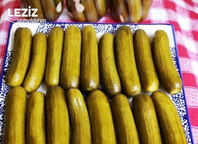 Kaynar Su İle Kütür Kütür Salatalık Turşusu