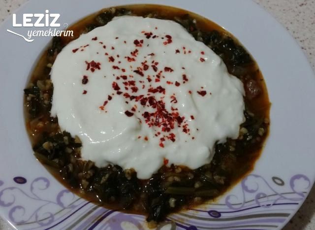 Yoğurtlu Ispanak Yemeği