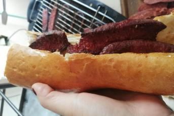 Sucuk Ekmek Tarifi