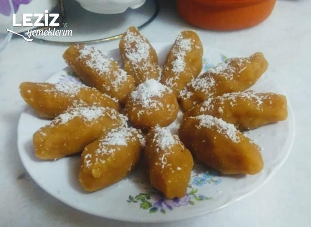 Nefis Sütlü Un Helvası