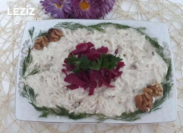 Tavuklu Kereviz Salatası