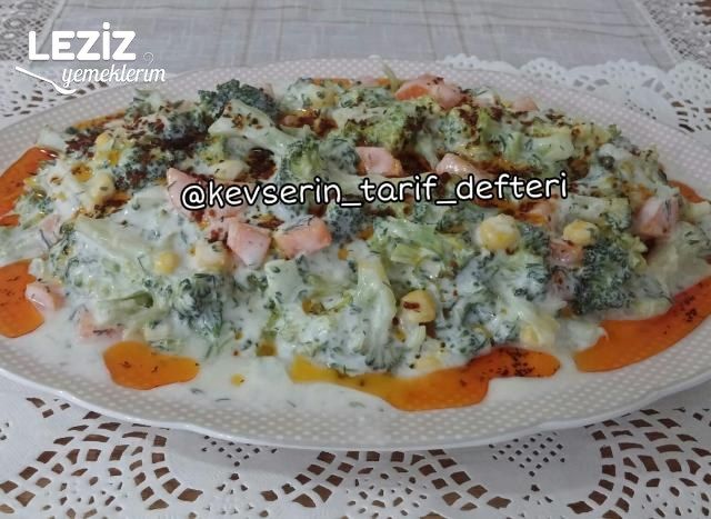 Yoğurtlu Brokoli Salatası Nasıl Yapılır