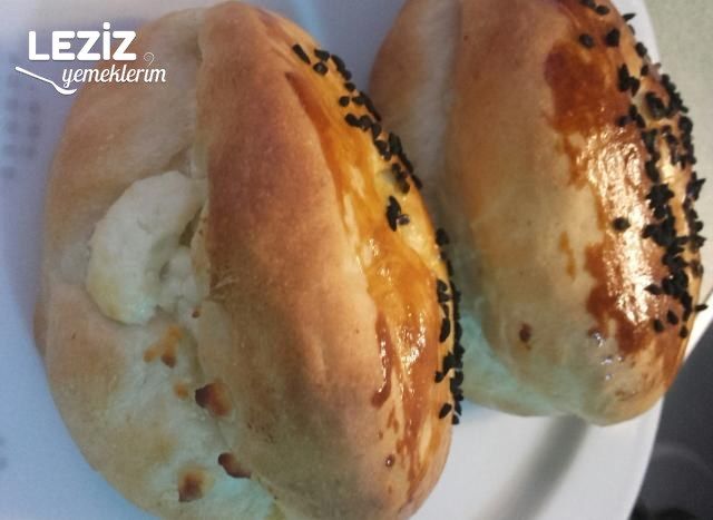 Zeytinyağlı Ve Yoğurtlu Poğaça Tarifi