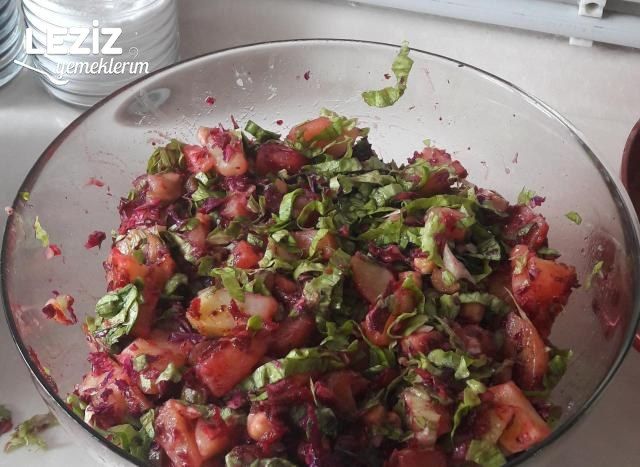 Nohutlu Patates Salatası