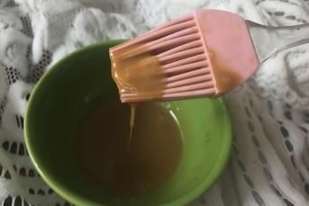 Poğaçalar İçin Yalancı Pekmez Aroması