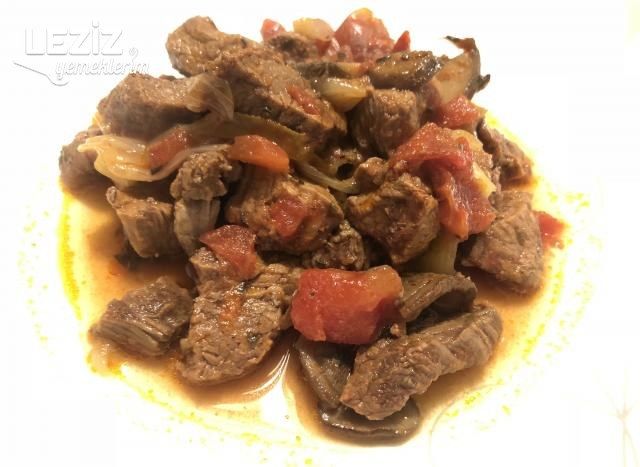 Renkli Biberli Mantarlı Kuşbaşı Et