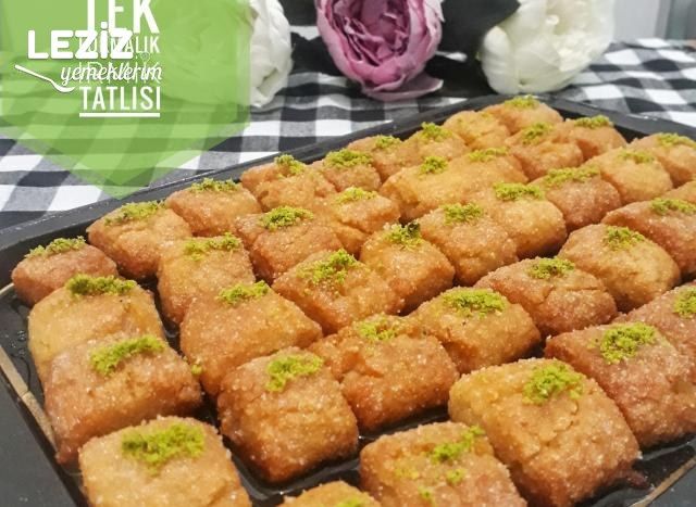 Tek Lokmalık İrmik Tatlısı