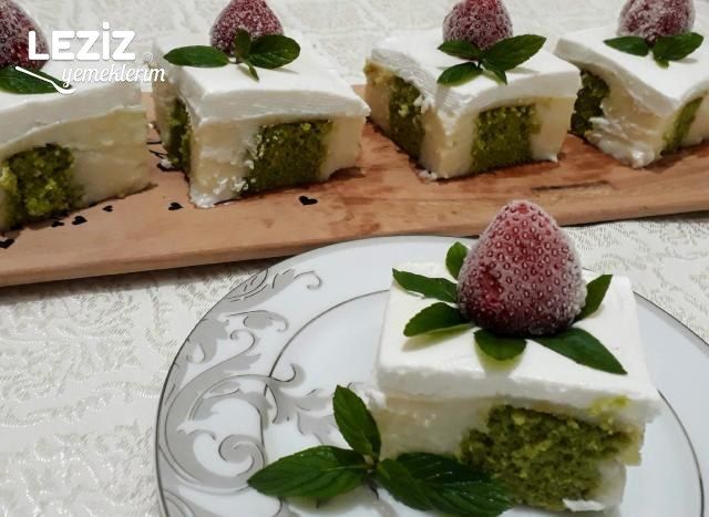 Ispanaklı Poke Kek