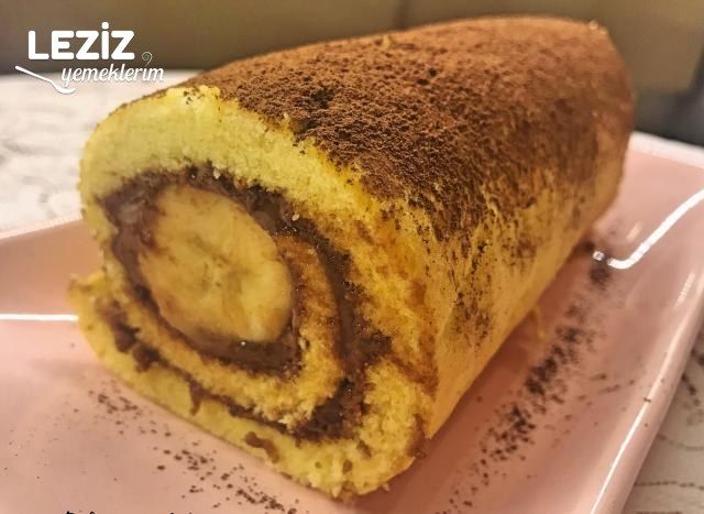 Kahvaltılık Çikolatalı Ve Muzlu Rulo Pasta