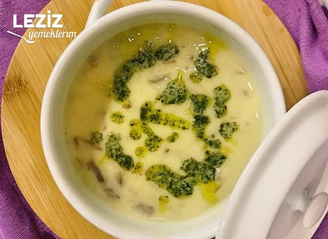 Etli Ve Erişteli Yoğurt Çorbası