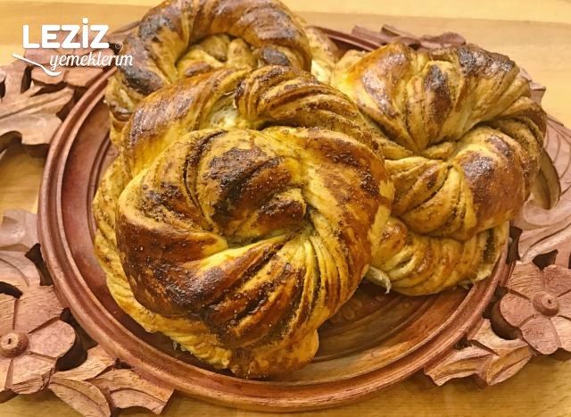 Tel Tel Ayrılan Haşhaşlı Çörek