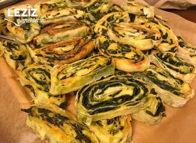 Ispanaklı Ve Patatesli Rulo Börek