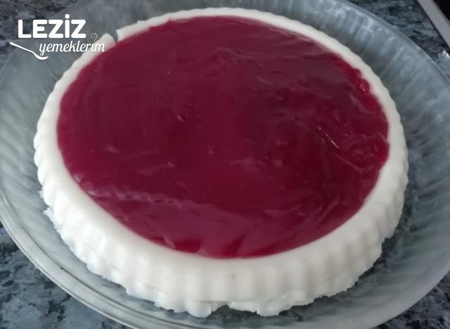 Vişne Soslu Tatlı