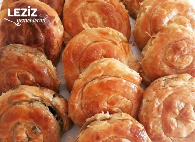 El Açması Patatesli Ve Ispanaklı Börek