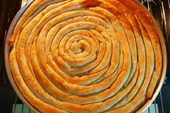 Hazır Yufkadan Patatesli Börek
