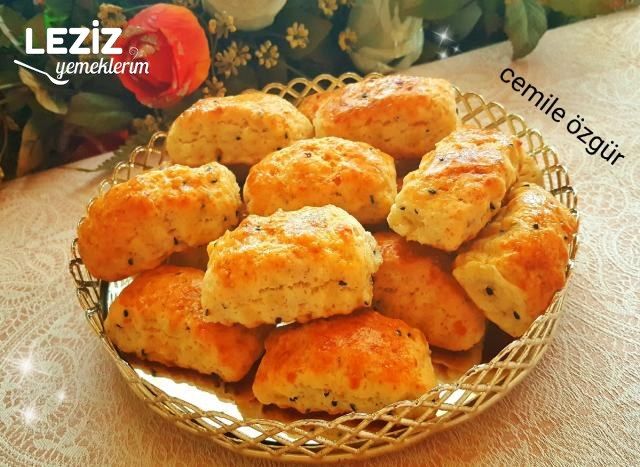 Kaşar Peynirli Kuru Pasta