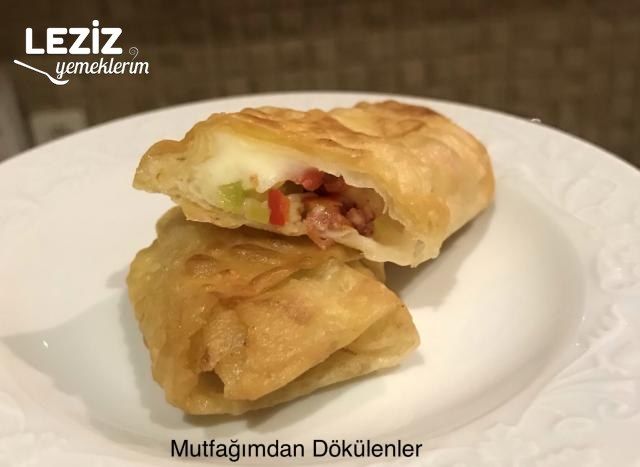 Kıyır Kıyır Paçanga Böreği
