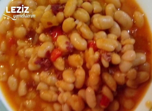 Düdüklüde Pastırmalı Kuru Fasulye