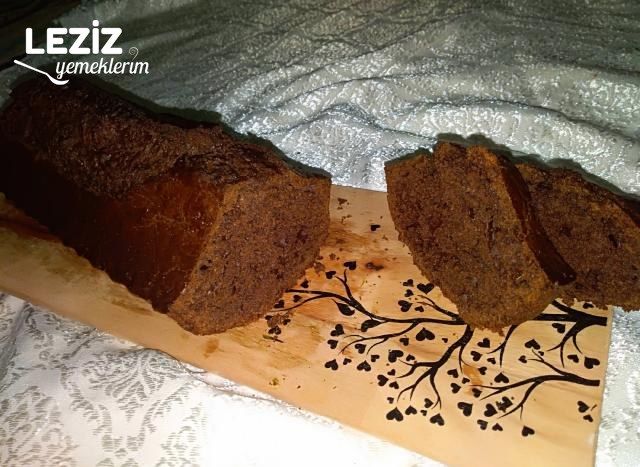 Yeşil Kabaklı Kek
