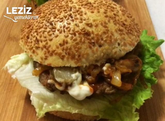 Karamelize Soğanlı Hamburger